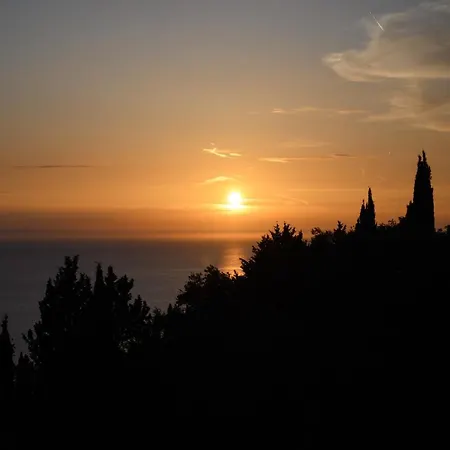 Nisos Sunset Agios Gordios בית נופש