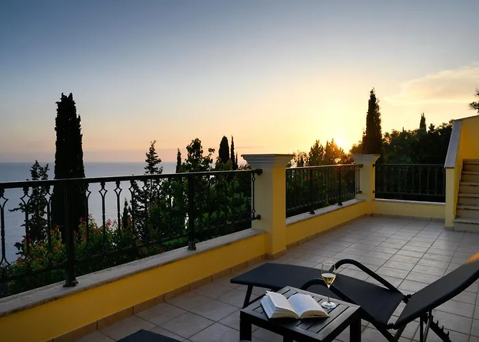 Nisos Sunset Agios Gordios *