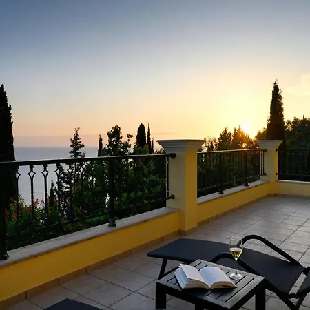 Nisos Sunset Agios Gordios *